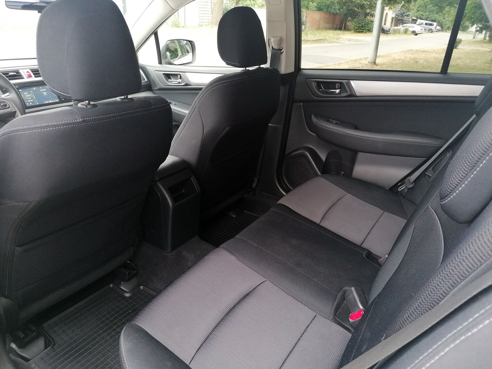 SUBARU Outback 2.0D Comfort Navi CVT MY2015