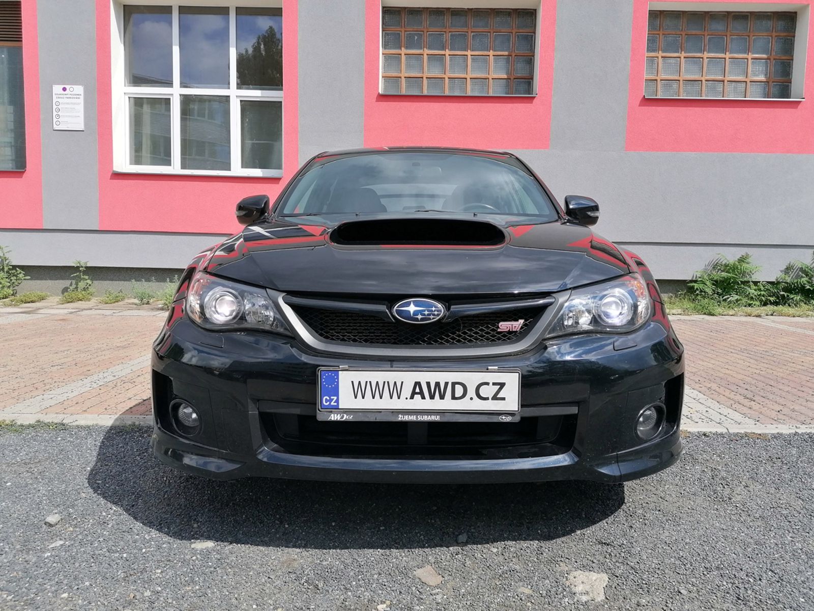 SUBARU WRX STI 2,5 4D SEDAN MY2011