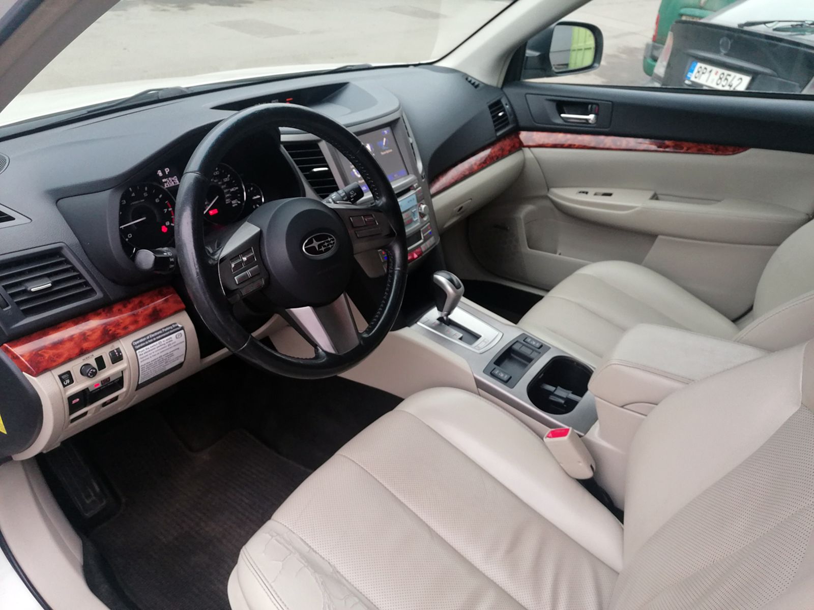 SUBARU Outback 3.6R Comfort 5AT MY2011 USA